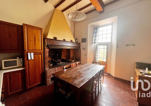 Via San Martino Altoreggi, Figline e Incisa Valdarno, Tuscany 50063