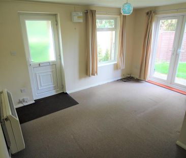 1 bedroom terraced house to rent - Photo 6