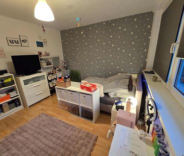 Großzügige 4-Zimmerwohnung mit Weitblick zu vermieten! - Photo 4