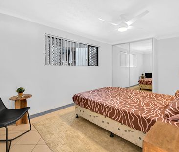 Furnished Apartment in the St Tropez Resort! - Photo 3