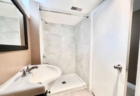 For Lease - 878 West Shore Boulevard, Pickering, Ontario - Photo 2