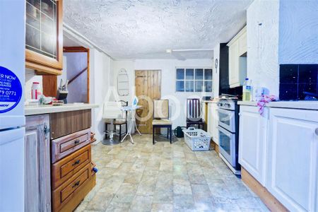 2 bedroom house to rent - Photo 4