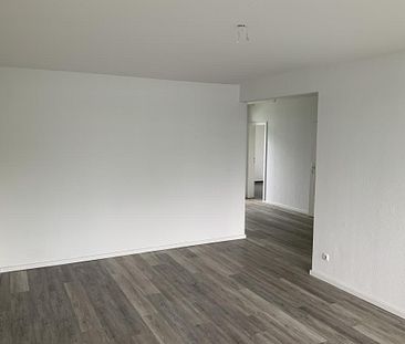 Modern und sofort bezugsfertig! Zwei Balkone + neuer Boden - Foto 1