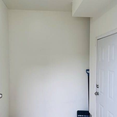 1Bed 1Bath house basement separate enterance for rent - Photo 4