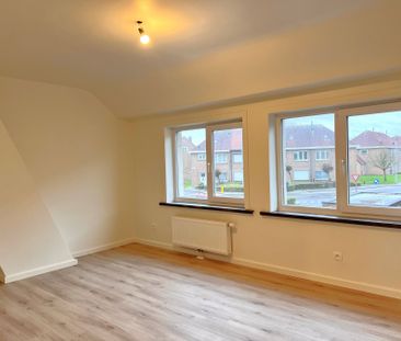 Gerenoveerde woning met 2 slaapkamers en tuin. - Photo 3