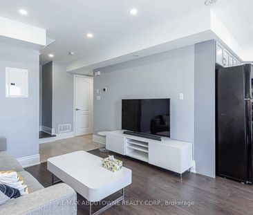 For Lease - 2557 Sixth Line Unit# 8, Oakville, Ontario - Photo 6