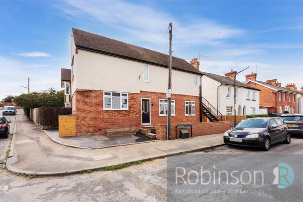 2 bedroom maisonette to rent - Photo 1