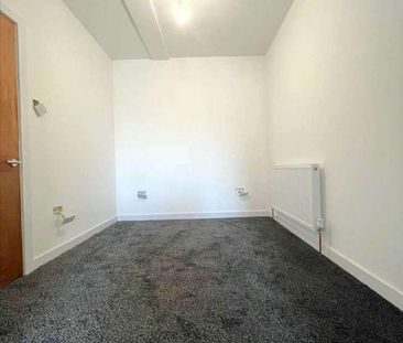 Queen Street, Gravesend, DA12 - Photo 3