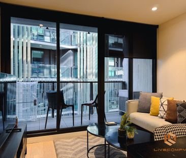 West Melbourne - Photo 2