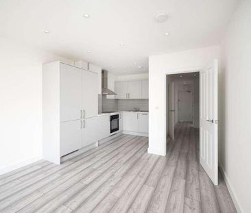 Cotswold Gardens, Golders Green Estate, NW2 - Photo 3