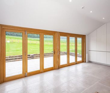 5 bedroom detached house to rent - Photo 3