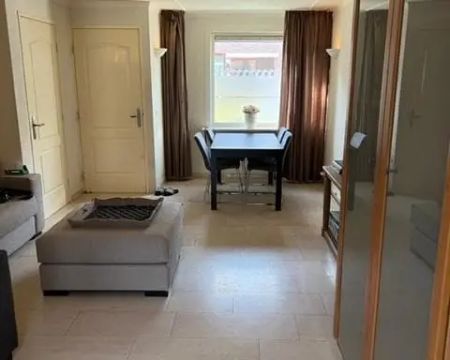Chambre meublée Nicolaas Beetsstraat, Tilburg - À louer - Photo 2