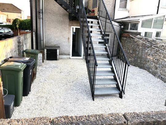 2 bedroom flat to rent - Photo 1