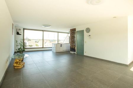 DAKAPPARTEMENT MET 2 SLAAPKAMERS EN TERRAS - Photo 2