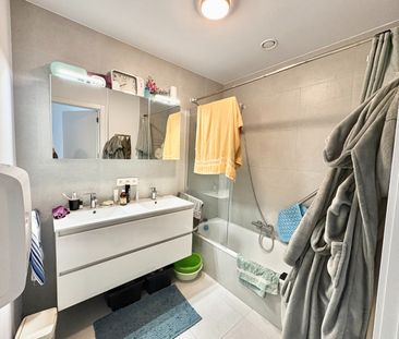 Gelijkvloers 2-slaapkamer appartement met terras - Foto 4