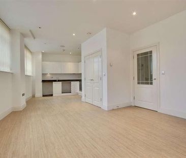 Quay House, Broad Street, Portsmouth, PO1 - Photo 5