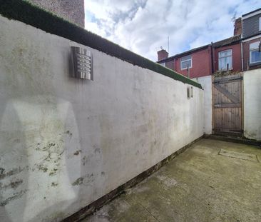 3 Bed Terraced House, Mansell Road, L6 - Photo 5