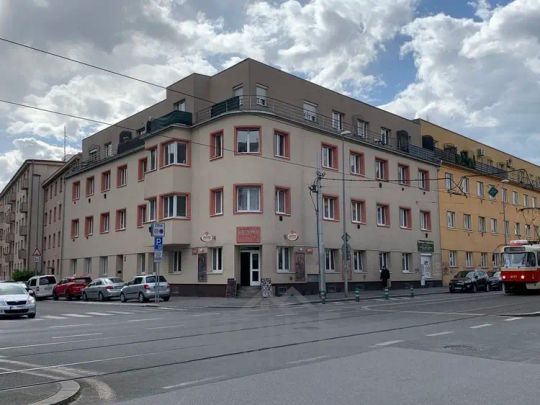 Pronájem bytu 2+kk 47 m - Fotografie 1