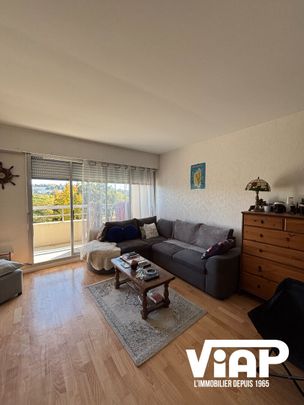 SPACIEUX T2 de 49m2 A PROXIMITE DE LA MAIRIE - Photo 1