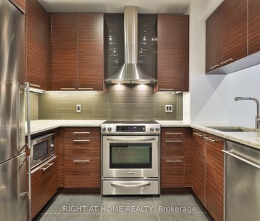 Market Wharf Lofts , #625 - Photo 6