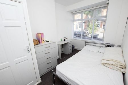 6 bedroom house to rent - Photo 4