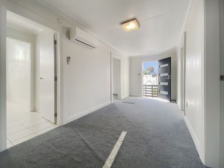 Welcome to 3/60 Wilson Street in Newtown. - Photo 2