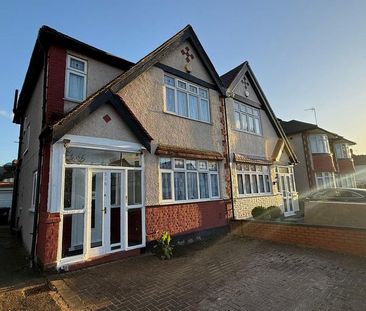 3 bedroom semi-detached house to rent - Photo 1