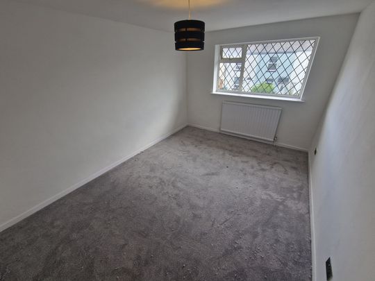 Brown Street, Radcliffe - Photo 1