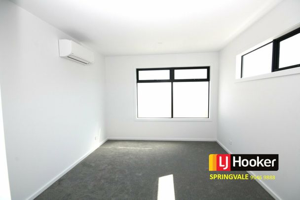 BRAND NEW TOWNHOUSE - Photo 1