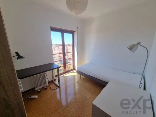 Apartamento T4 em Lisboa - Photo 1