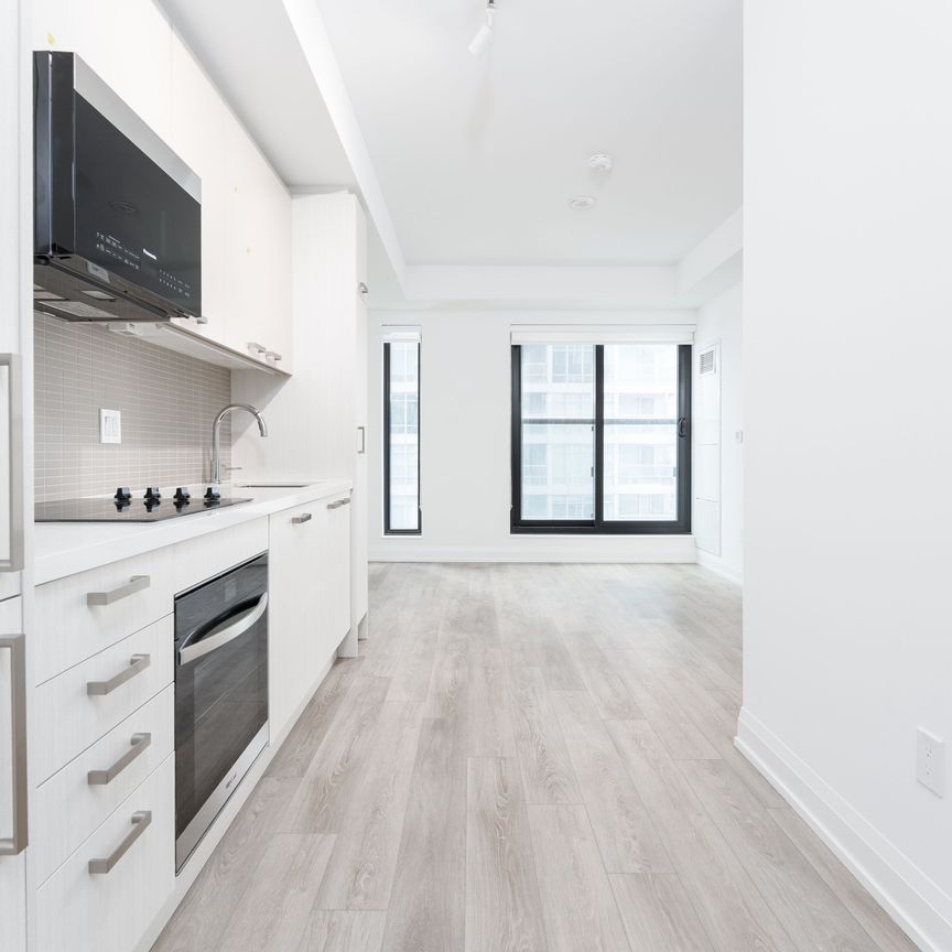 For Lease - 20 Soudan Avenue Unit# 2110, Toronto, Ontario - Photo 1