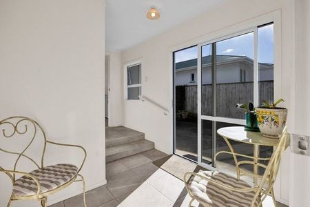 96 Argyle Street,Hawera - Photo 2