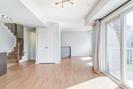 For Lease - 3250 Bentley Drive Unit# 60, Mississauga, Ontario - Photo 5