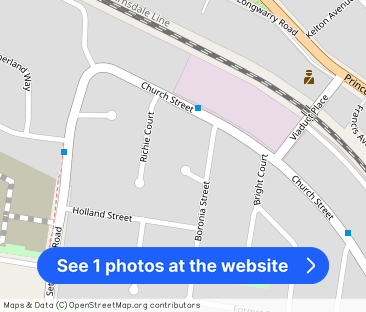 Peaceful family unit - Photo 1