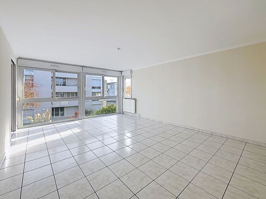 Appartement à louer - TINQUEUX - Photo 1