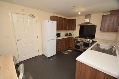 4 bedroom house to rent - Photo 4