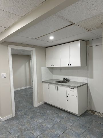 For Lease - 425 Jane Street Unit# 10, Toronto, Ontario - Photo 2