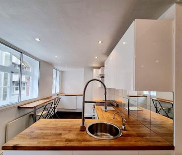 2 bedroom penthouse to rent - Photo 4