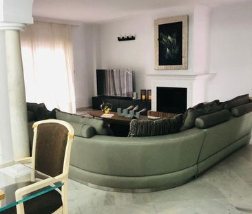 Luxury 4 room Detached House for rent in Marbella, Andalusia - Foto 3