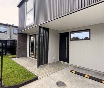 Brand-new large townhouse in Papatoetoe - Photo 5
