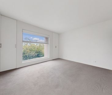 102/651 Moreland Road, Pascoe Vale South VIC 3044 - Apartment For R... - Photo 2