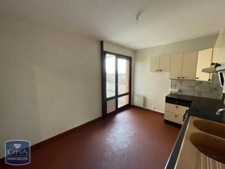 Appartement à louer 4 pièces 93.02m² - Photo 2