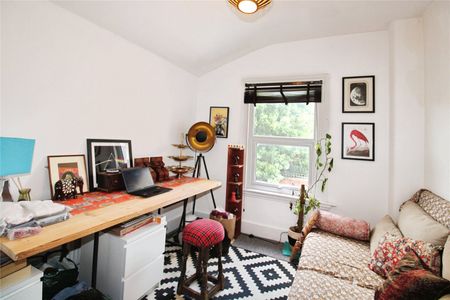 Garratt Lane, London, SW17 0PG - Photo 5