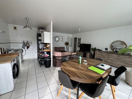 Location Appartement 4 pièces 86m² - Photo 2