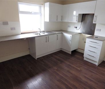 The Avenue, Minehead, Somerset, TA24 - Photo 4