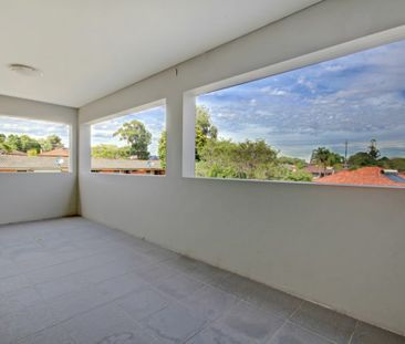 Stylish Duplex - Photo 6