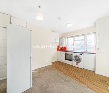 Albany Road, London, E10 - Photo 3