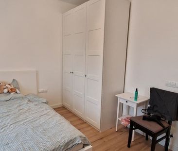 Przestronne mieszkanie z ogrodem i garażem - Zdjęcie 4