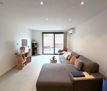Gezellige gelijkvloerse woning in het centrum van Zwevezele! - Foto 1
