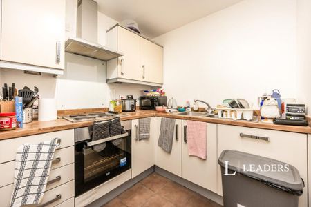 1 bedroom flat to rent - Photo 5